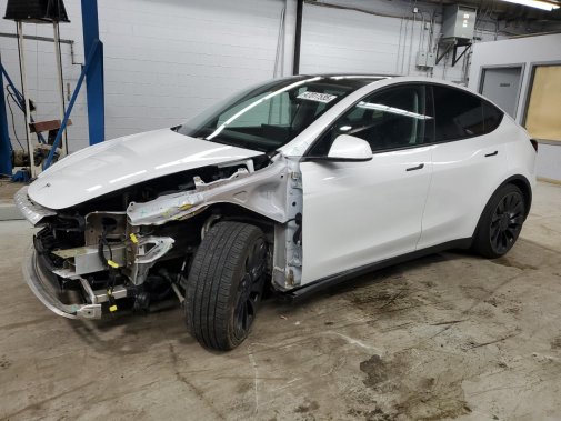 2023 TESLA MODEL Y Performance