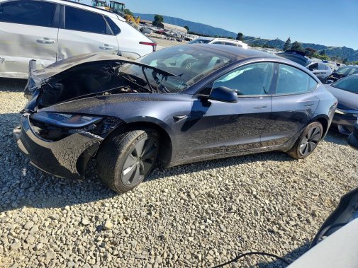 2026 TESLA MODEL 3