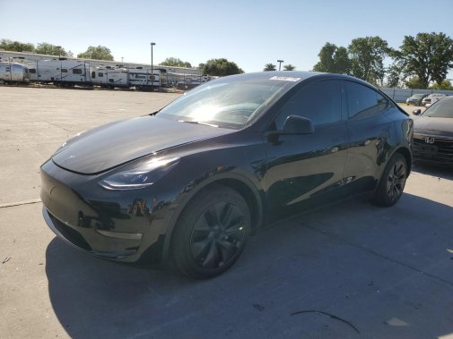 2025 TESLA MODEL Y