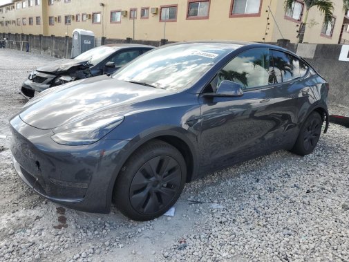 2025 TESLA MODEL Y