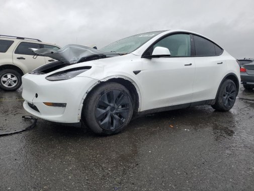 2024 TESLA MODEL Y