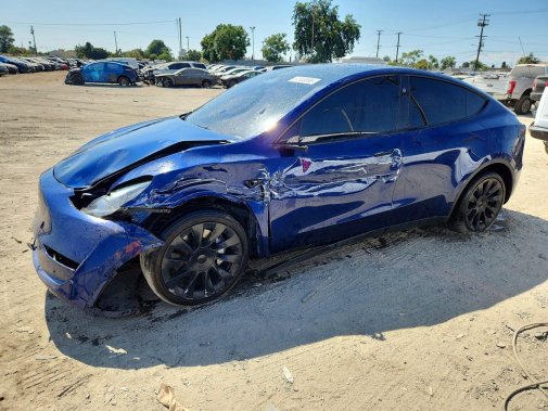 2024 TESLA MODEL Y