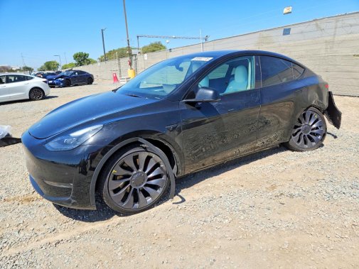 2024 TESLA MODEL Y Performance