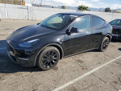 2024 TESLA MODEL Y