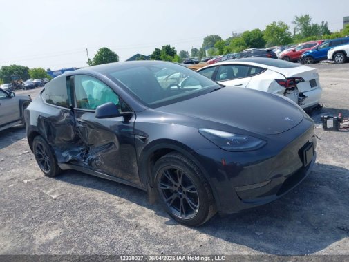 2024 TESLA MODEL Y