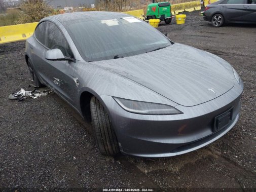 2025 TESLA MODEL 3 Highland