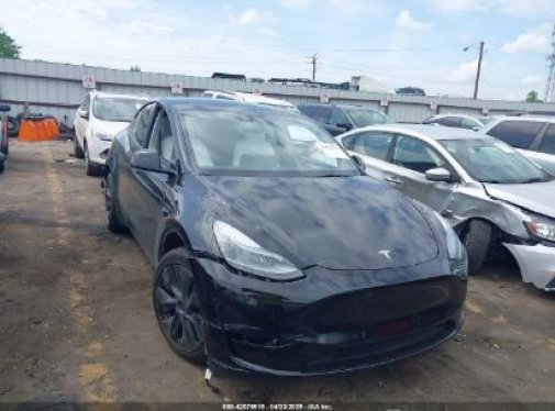 2024 TESLA MODEL Y