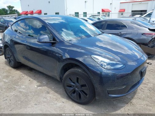 2025 TESLA MODEL Y