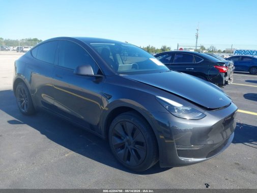 2025 TESLA MODEL Y