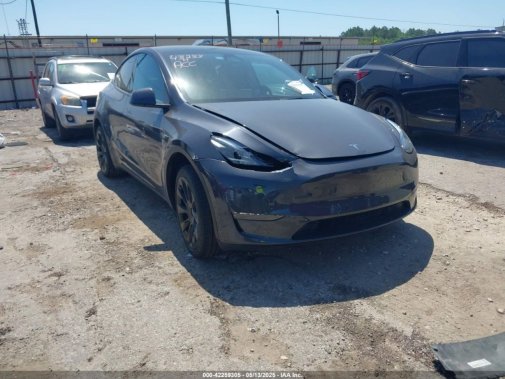 2025 TESLA MODEL Y