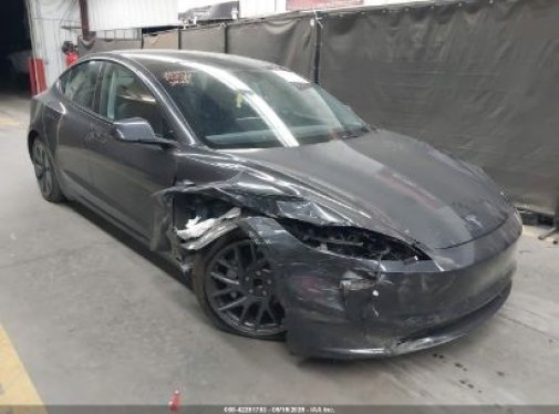 2025 TESLA MODEL 3 Highland