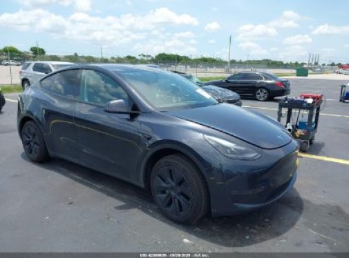 2025 TESLA MODEL Y