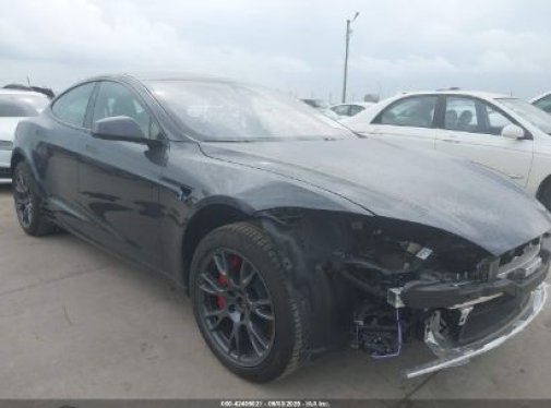 2024 TESLA MODEL S Plaid