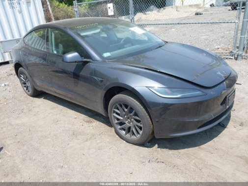 2025 TESLA MODEL 3 Highland
