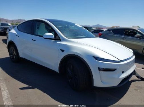 2026 TESLA MODEL Y