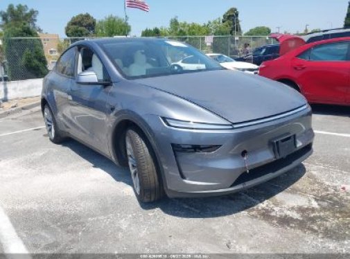 2026 TESLA MODEL Y