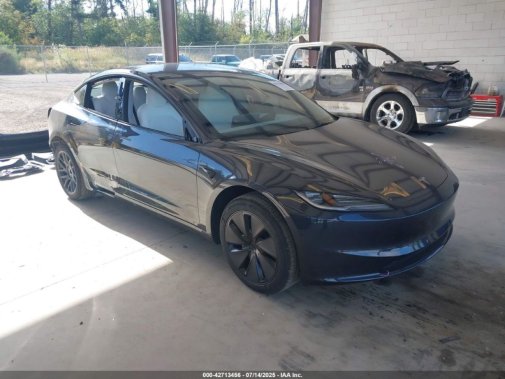 2025 TESLA MODEL 3 Highland