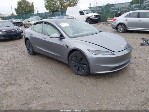 2025 TESLA MODEL 3