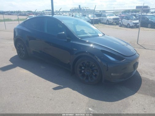 2025 TESLA MODEL Y
