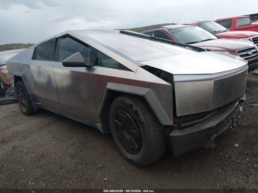 2025 TESLA CYBERTRUCK