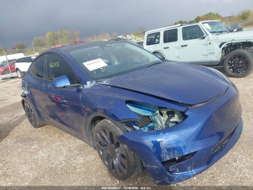 2024 TESLA MODEL Y Performance